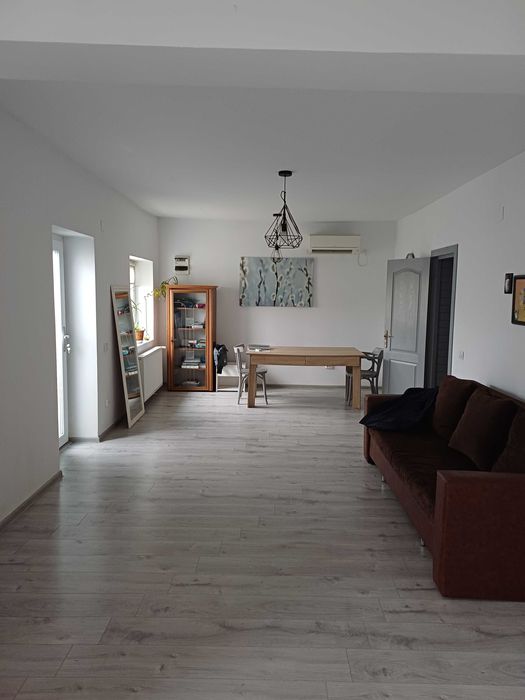 Inchiriez casa, teren, spatiu comercial, hala