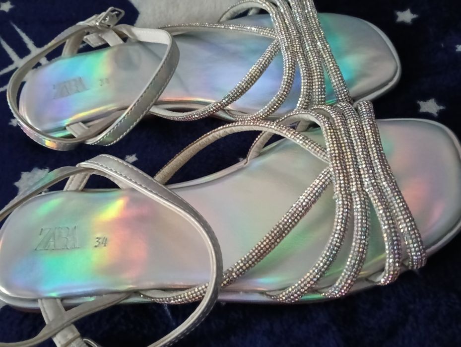 Sandale Zara, fetițe, preț 100 lei
