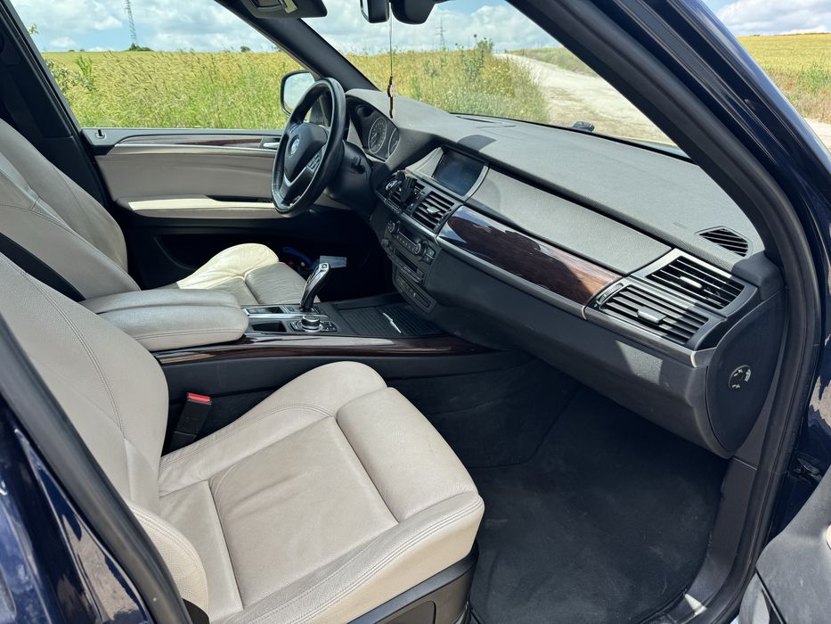 BMW X5 2010 4.0 d xDrive