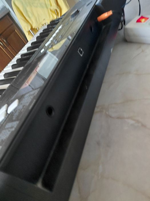 Orga Yamaha PSR E 333