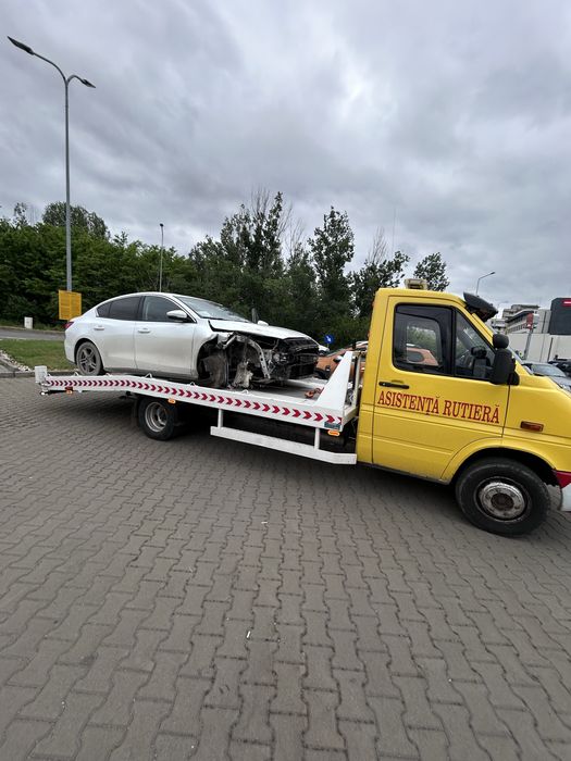 Tractari Auto Autoutilitare Dube Utilaje