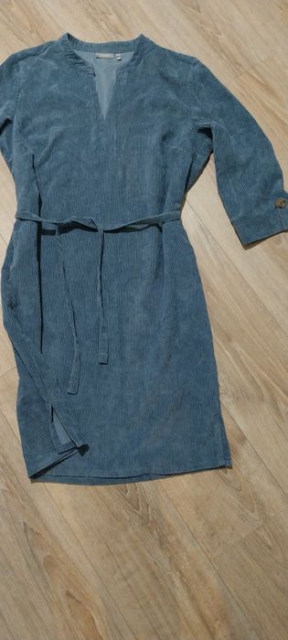 Рокля от рипсено кадифе