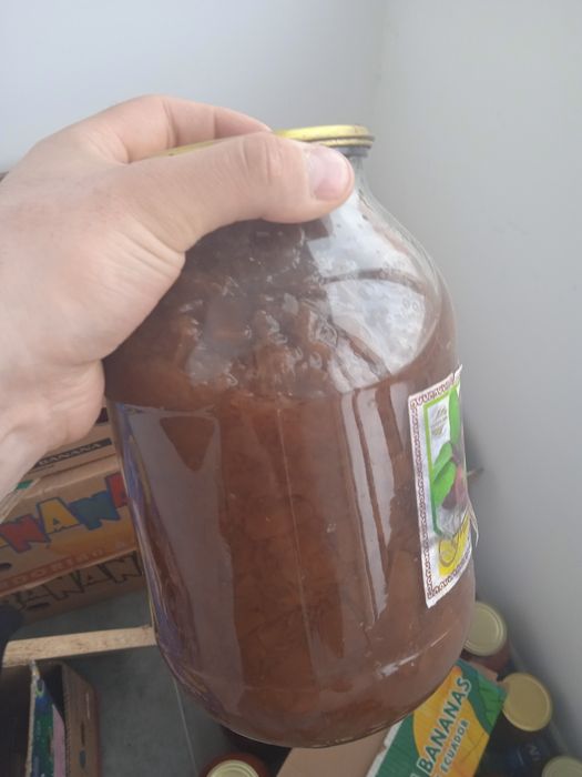 Салаты  овощи.   .