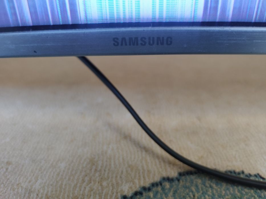 Телевизор Самсунг LED 140 см