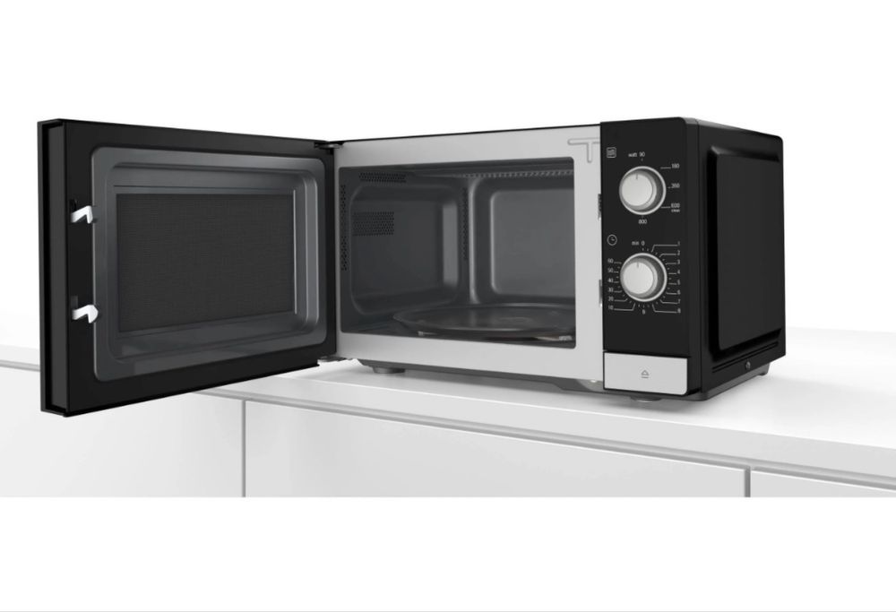 Cuptor cu microunde nou