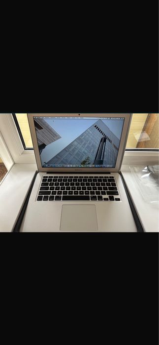 MacBook Air (13 дюйм., 2017 г.)