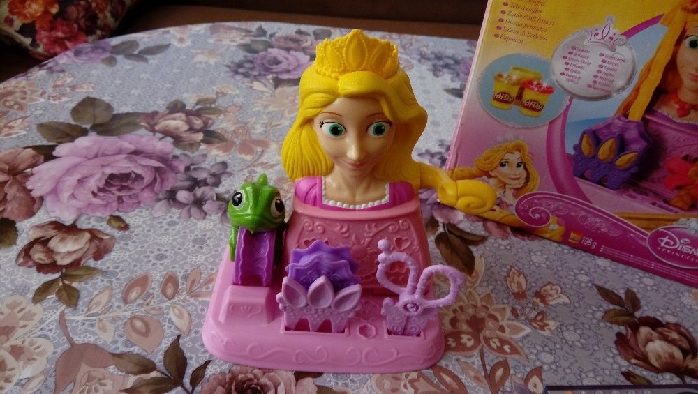 Радиоуправляема полицейска кола,К-т Рапунцел PLAY -DOH,  Замък
