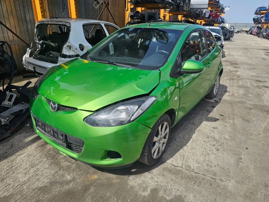 Dezmembrez Mazda 2 - DE (2007 - 2010), 1.4 benzina, manual, ZJ