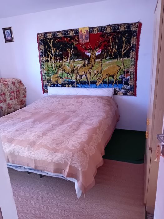 Casă locuibilă cu curte plus teren arabil
