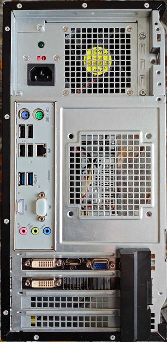 Продавам компютър Dell Vostro/i5-3470/16GB RAM/GT740/240GB SSD/1TB HDD