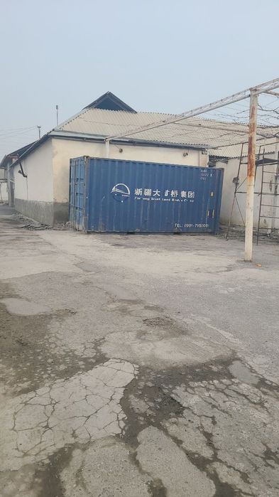 Konteynerlar sotiladi uzunidan