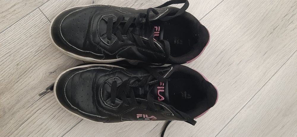 Adidași unisex pentru copii