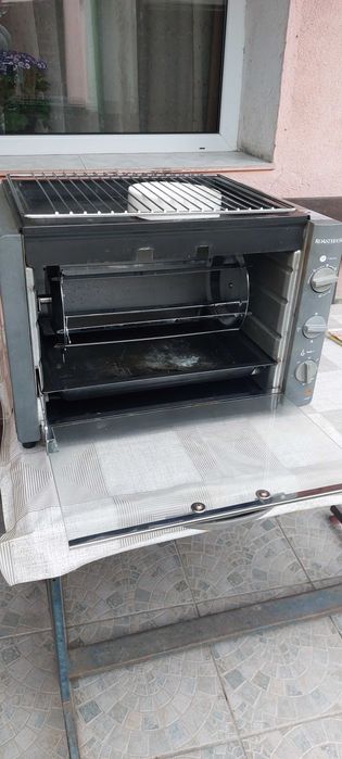 Малка фурна с грил