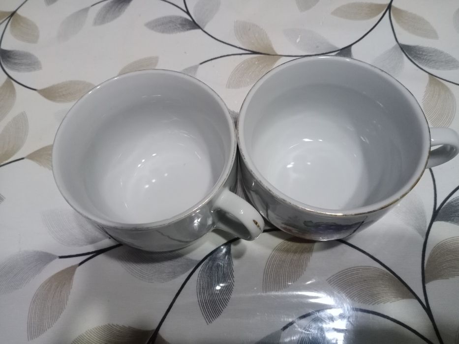 Две фарфоровые кружки по 0,5л.Керамический кувшин СССР