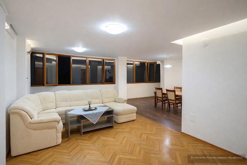 Тристаен апартамент  в гр.Варна, Лятно кино Тракия!