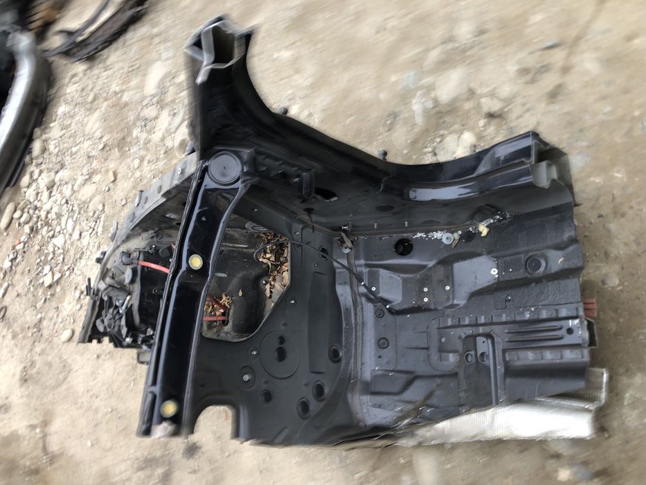 Lonjeron plus aripa interioara si cap prag bmw F06. Seria6 grand coupe