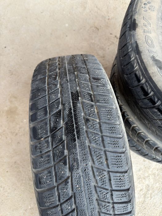 Шина R16 235/ 70