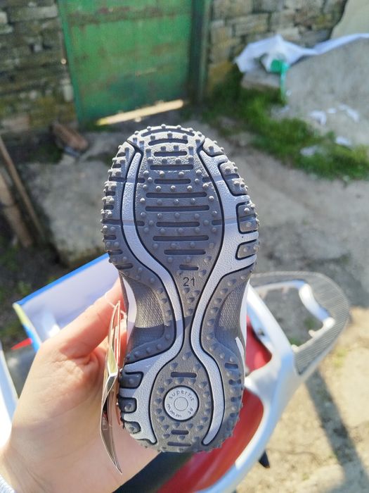 Маратонки GORE-TEX, 21 номер