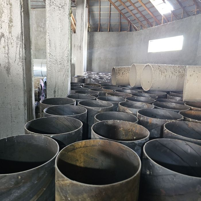 Тунка рулон ичидан чикадиган темир турбалар сотилади катта микдорда