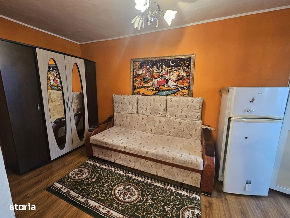 Apartament 2 camere, Ștefănești,poziție frumoasă!Mutare imediată!