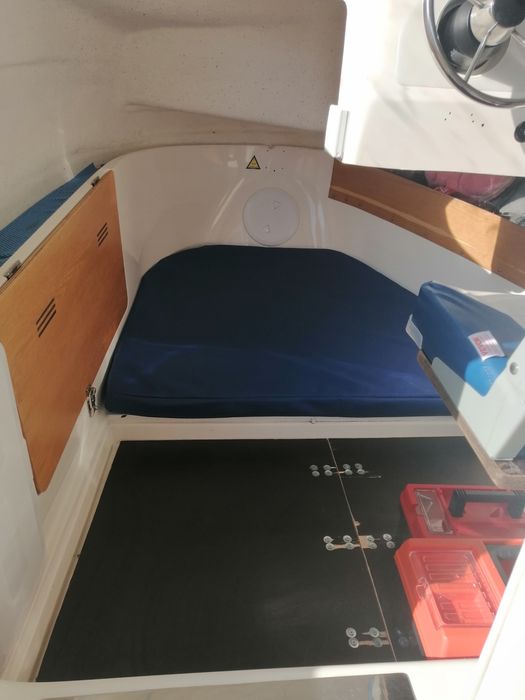 Barca quicksilver pilothouse