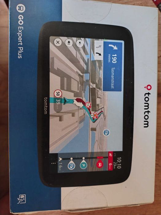 Продавам навигация tomtom 6+ за камиони