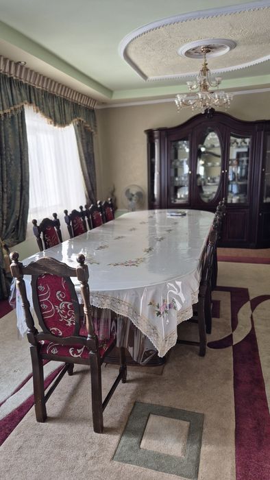 Залға арналған сервант, комод, стол, орындықтар