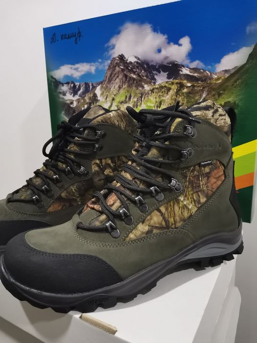 Туристически обувки Добрев-Н