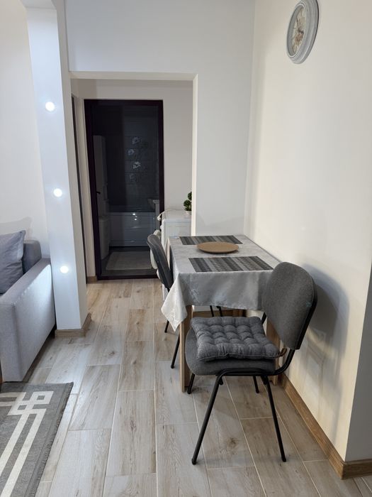 Inchiriez Apartament 2 camere cofort 1 decomandat ,mobilat si utilat totul nou  in cartier Obor langa Dinamo