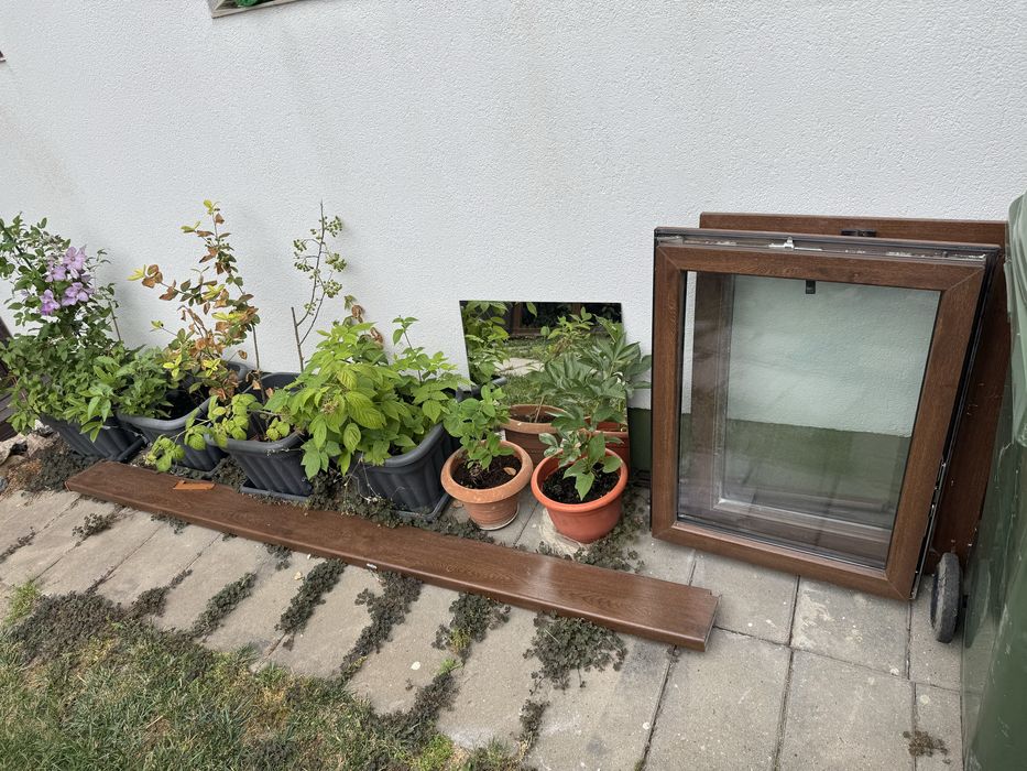 Termopane si parchet laminat second hand