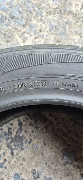 2 anvelope vara ca noi Dunlop 255/45/19.Pretul este pe bucata.