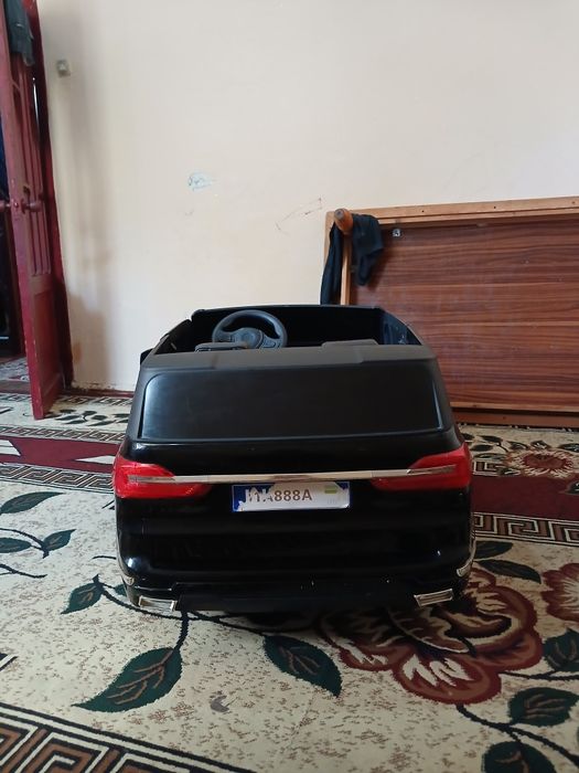 Продаётся электро машинка