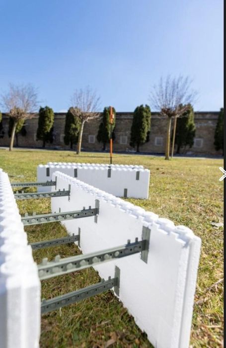 Vând cofraje din polistiren