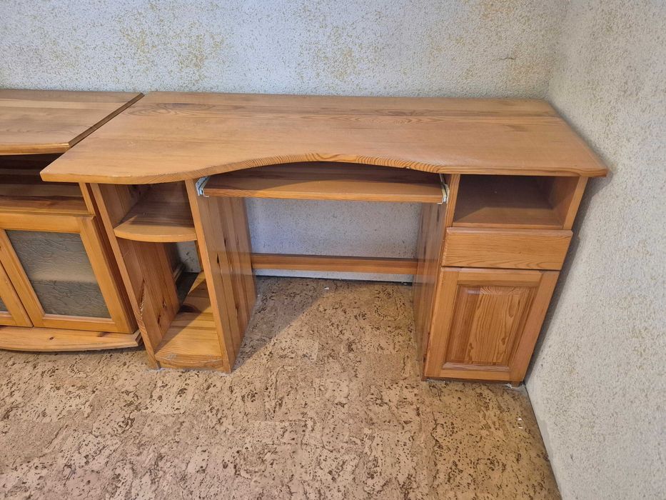 Компютърно бюро масивно дърво