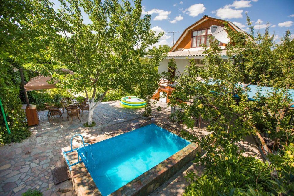 Аренда дачи. Дача в аренду. Сдается посуточно дача. Аренда дача.