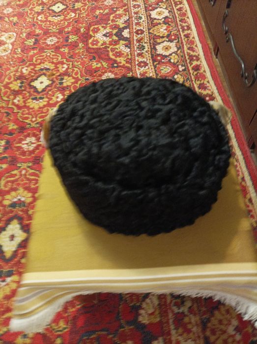 Шапка каракуль новая