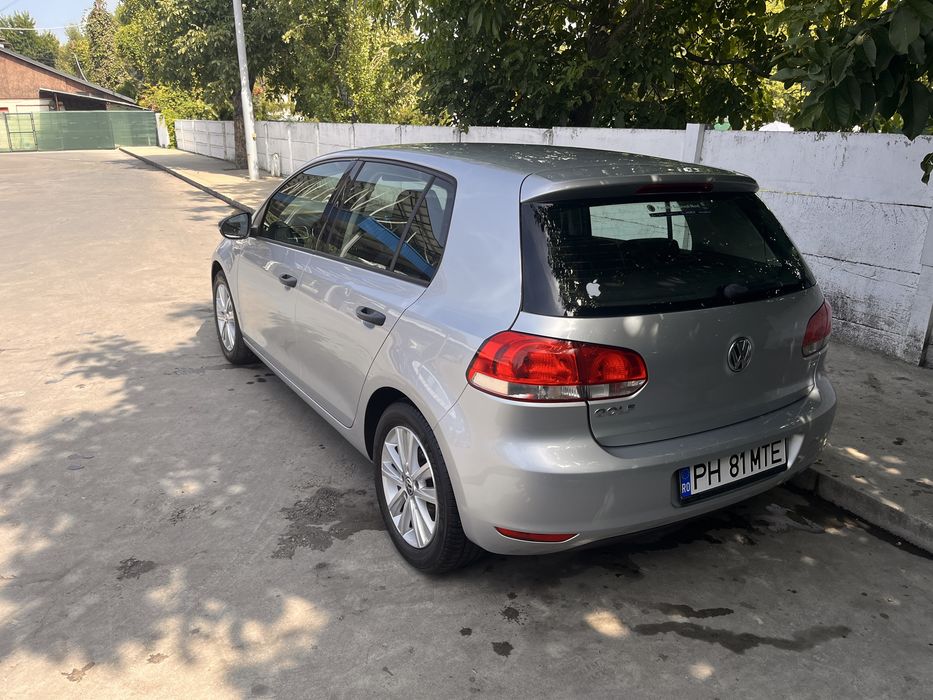 VOLKSWAGEN Golf 2010 — imagine 5