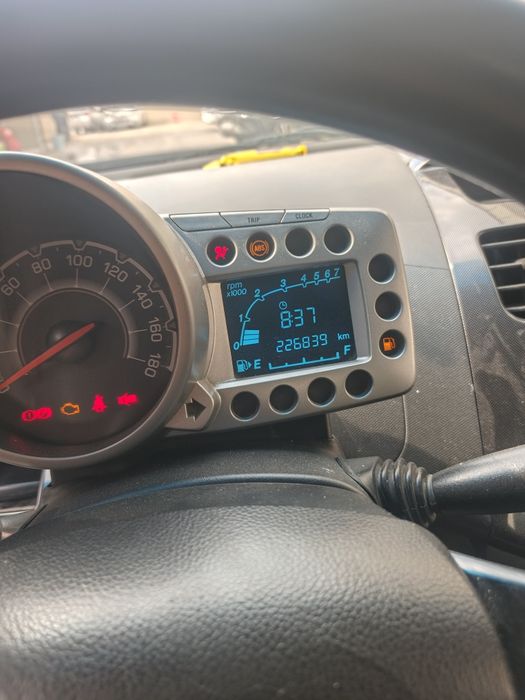 Chevrolet Spark 2012 — 5