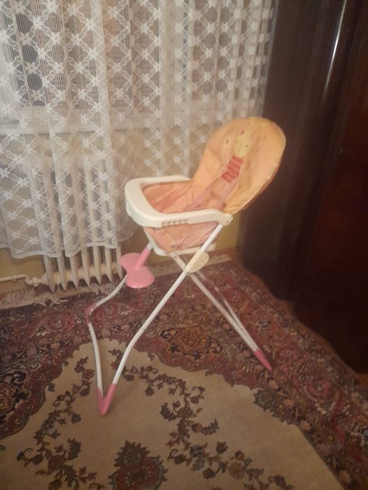 Scaun de bebeluși