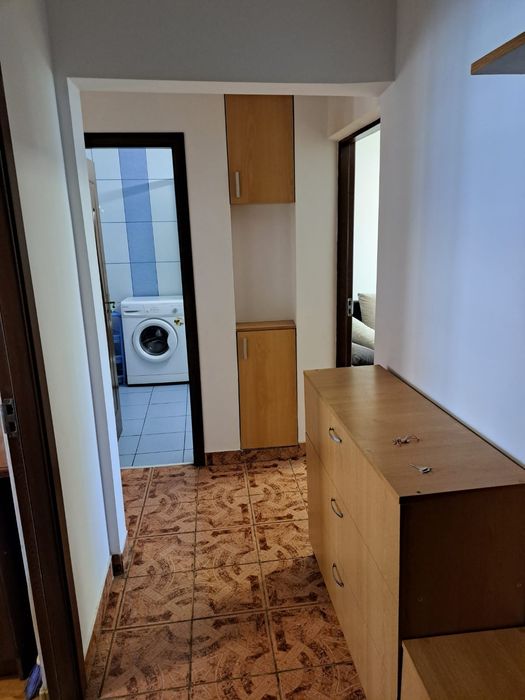Închiriez apartament 2 camere decomandate – B-dul Corneliu Coposu (Zona Obcini / Spital)