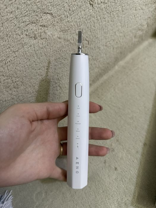 Periuță de dinți electrică Aeno
