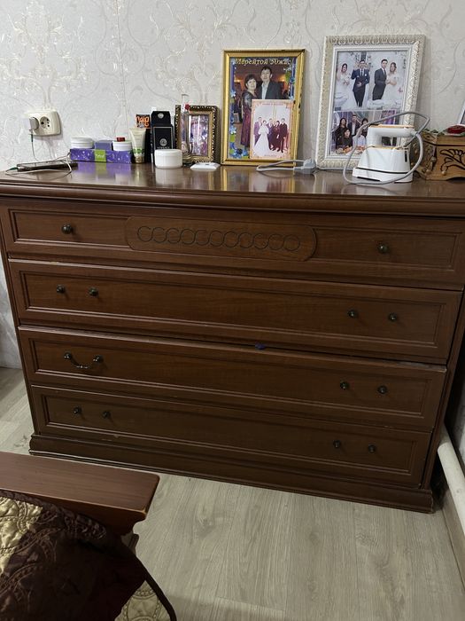 Спальный гарнитур