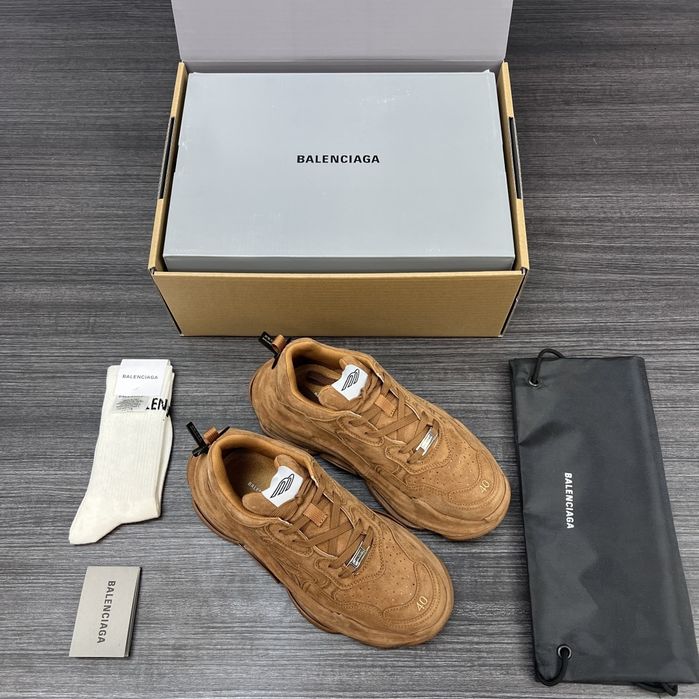 Adidasi Balenciaga Triple S suede, piele naturala, marimea 37