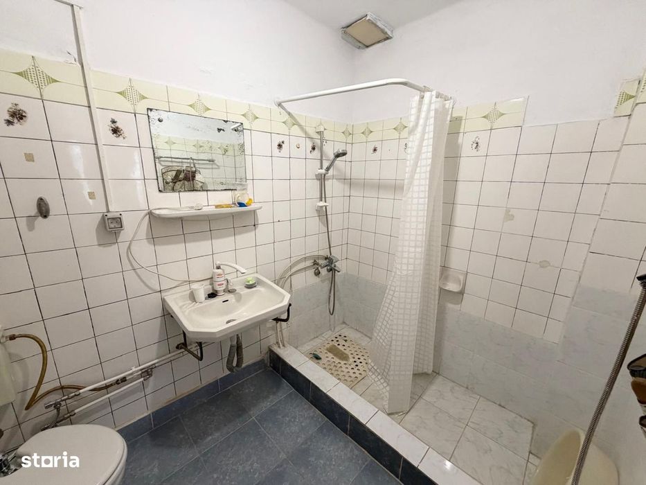 Casa singur in curte + 133mp teren zona Lupeni-Moara de Scoarta