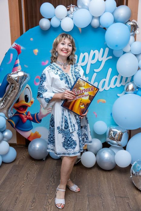 Ведущая вашего праздника,певица