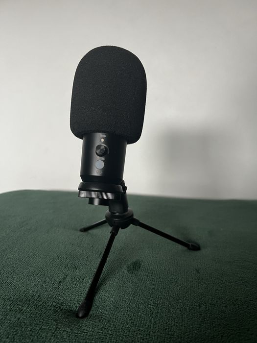 microfon Aqirys Voyager (1 luna vechime ,fara etichete)