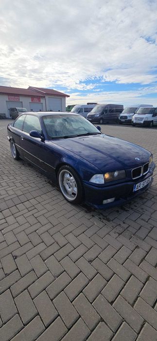 Bmw e 36 coupe an 1994 1.8 is clima trapa jante r 17