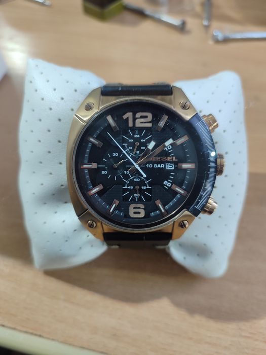 Часы  DIESEL продам