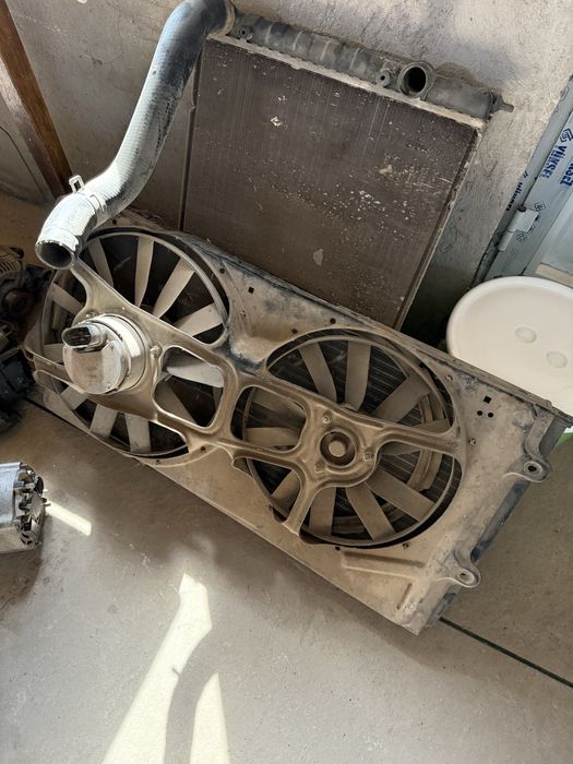 Радиатор Пассат 2,8 привазной