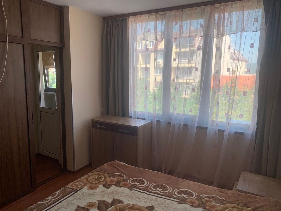 Дава се под наем Тристаен апартамент в Враца, Център - 67 кв.м за 433.5 € - Снимка #13